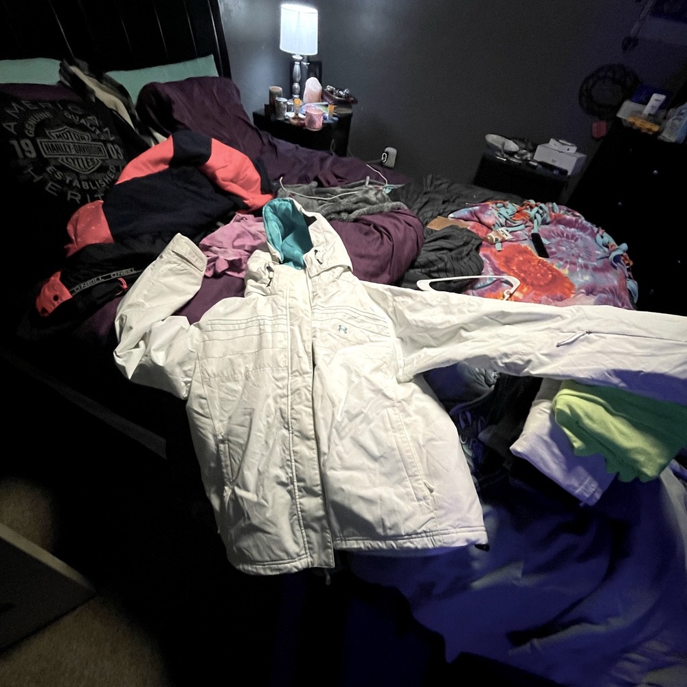 Under Armor women’s size large winter jacket, only worn one